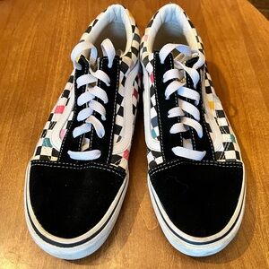 Checkered VANS Black and White Sneakers